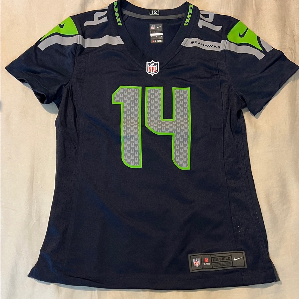 DK Metcalf women’s jersey